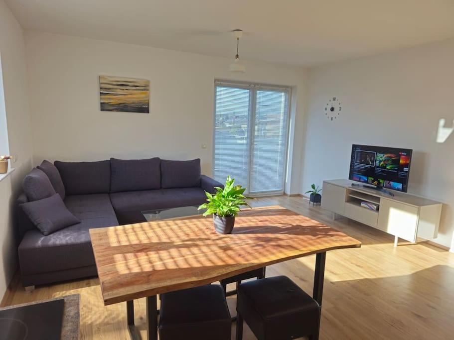 Gunskirchen - Wels Wohnung Exteriör bild
