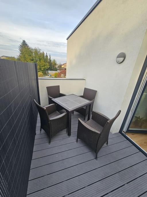 Gunskirchen - Wels Wohnung Exteriör bild